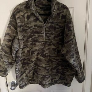 Express Camouflage Quarter Zip Fleece Pullover